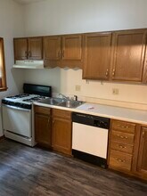 681 18th St, Unit 681 in Des Moines, IA - Building Photo - Building Photo