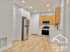 1844 W 18th St in Chicago, IL - Building Photo - Building Photo
