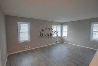 912-11 1/2 11 1/2 St SW in Rochester, MN - Building Photo - Building Photo