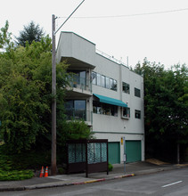 3806 Whitman Ave in Seattle, WA - Building Photo - Building Photo