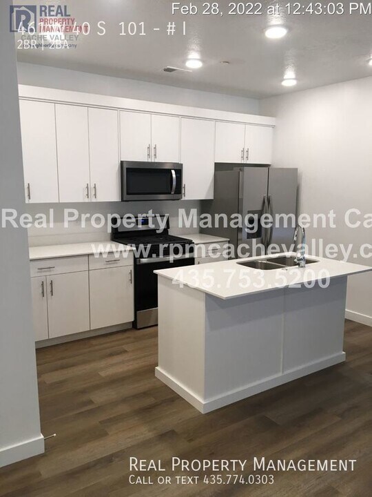 461 W 40 S in Providence, UT - Building Photo