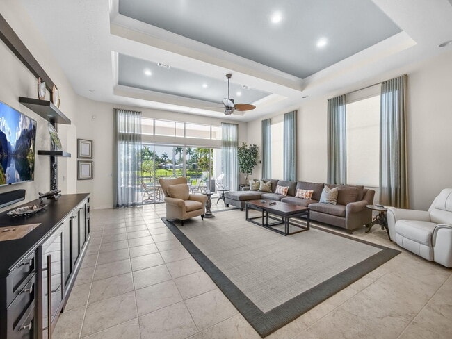 25 Laguna Terrace in Palm Beach Gardens, FL - Building Photo - Building Photo