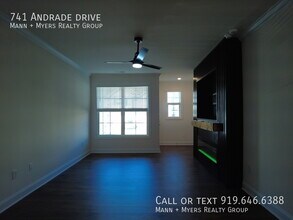 741 Andrade Dr in Fuquay Varina, NC - Building Photo - Building Photo