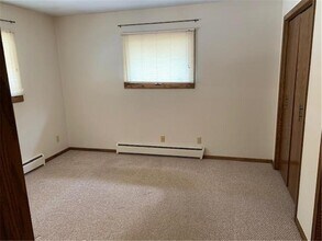 631 13th St S in Hudson, WI - Building Photo - Building Photo