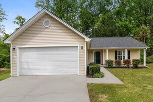 1015 Amelia Grove Ln SE in Lawrenceville, GA - Building Photo