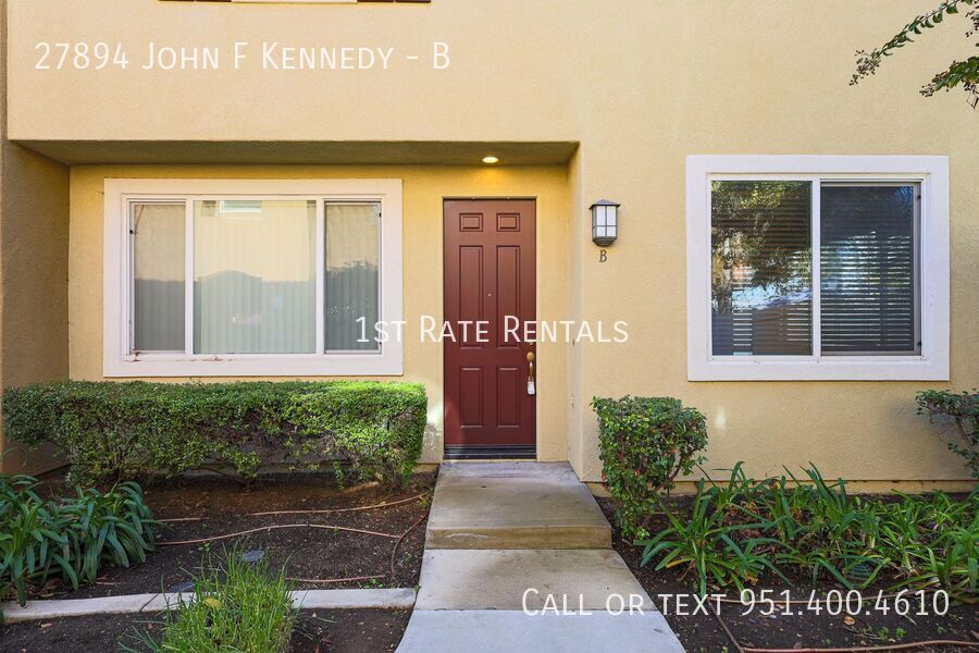 27894 John F Kennedy Dr in Moreno Valley, CA - Building Photo