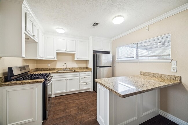 property at 434 Meters St