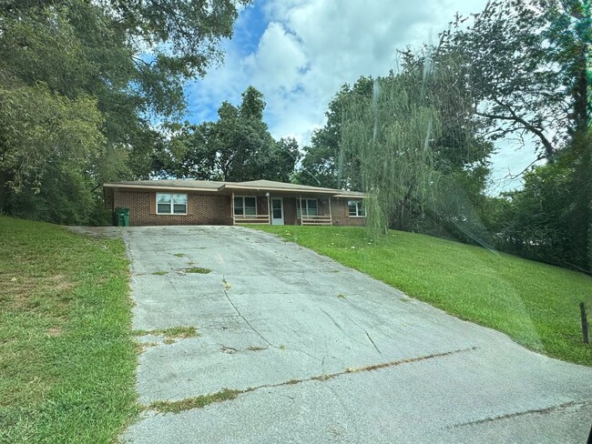 property at 5041 Shoals Ln