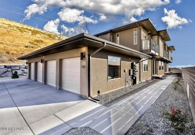 property at 770 Bluffs Ct