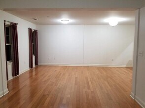 391 Pleasant St in Melrose, MA - Building Photo - Building Photo