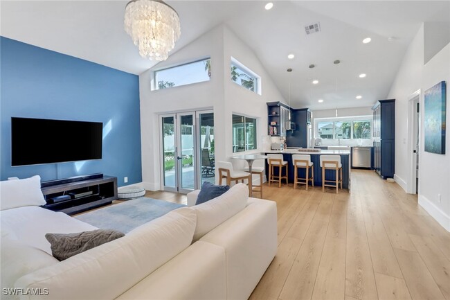 1139 Jardin Dr