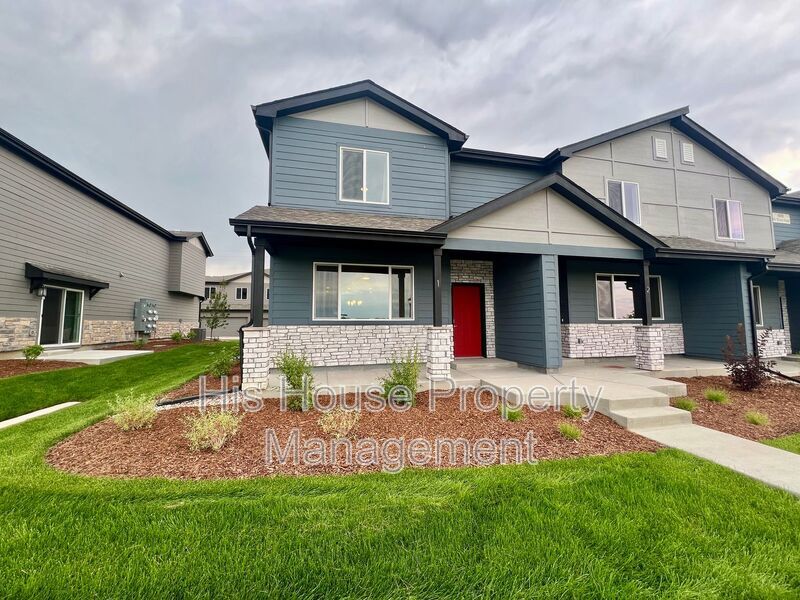 6939 4th St Rd in Greeley, CO - Building Photo