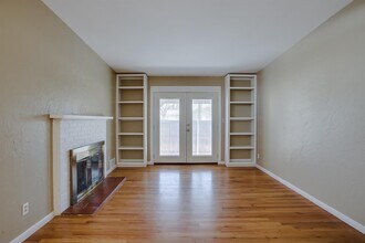 3101 46th St in Lubbock, TX - Foto de edificio - Building Photo