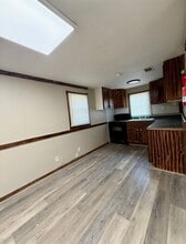 114 Benny Rd in Lyons, GA - Building Photo - Building Photo