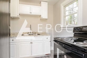 909 Grant St in High Point, NC - Building Photo - Building Photo