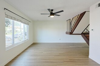 2989 Village Pine Dr in San Diego, CA - Building Photo - Building Photo