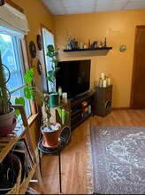 153 Cherry St, Unit 3 in Cambridge, MA - Foto de edificio - Building Photo