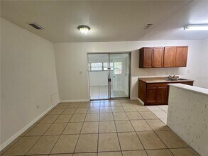 4072 Kirkland Blvd in Orlando, FL - Building Photo - Building Photo