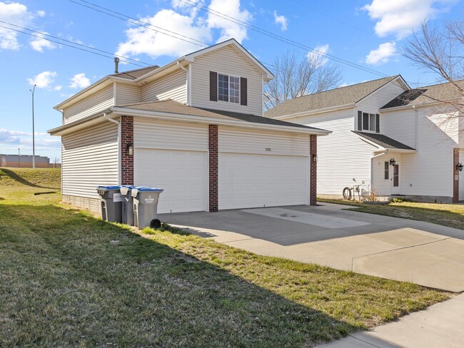 7265 Whitewater Ln in Lincoln, NE - Building Photo - Building Photo