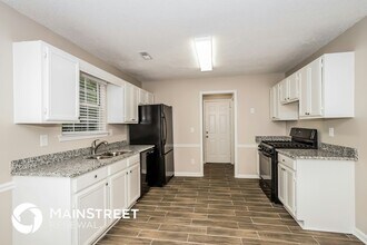 510 Rosehill Dr in Mcdonough, GA - Building Photo - Building Photo