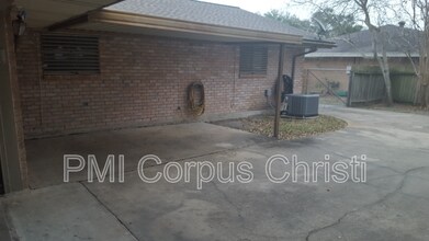 4249 Mulligan Dr in Corpus Christi, TX - Building Photo - Building Photo