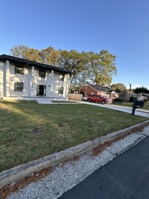 708 Peachtree St in Gastonia, NC - Foto de edificio - Building Photo