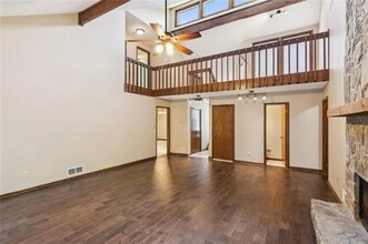 1616 Maple Ridge Dr in Suwanee, GA - Building Photo - Building Photo