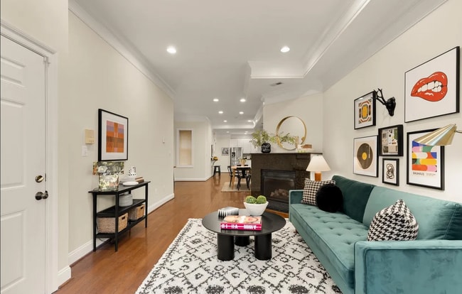 1512 Park Rd NW, Unit 1512 Park Road NW Apt 2 in Washington, DC - Foto de edificio - Building Photo