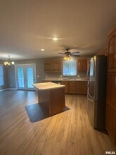213 Appomattox Dr in Springfield, IL - Building Photo - Building Photo