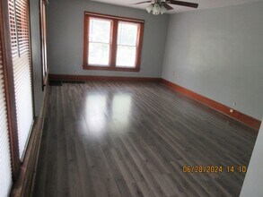 919 W 8th St, Unit B in Anderson, IN - Building Photo - Building Photo