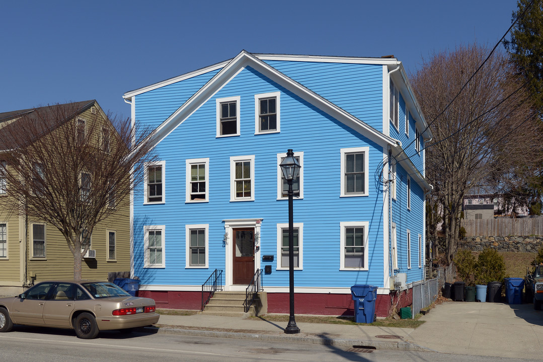 34 King St in East Greenwich, RI - Building Photo