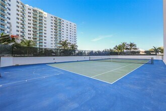 3101 S Ocean Dr, Unit 1904 in Hollywood, FL - Building Photo - Building Photo