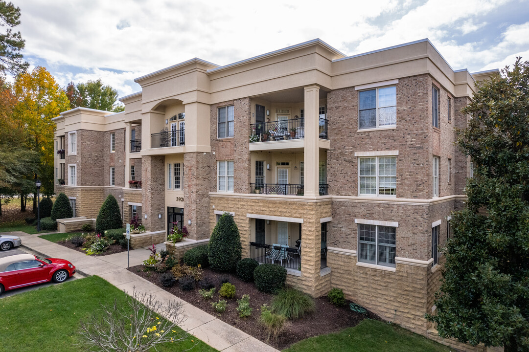 Essex at Glen Eden in Raleigh, NC - Building Photo