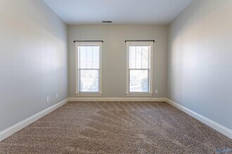 525 W Mossyleaf Dr SW in Huntsville, AL - Building Photo - Building Photo