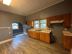 1117 N Gilbert St in Danville, IL - Building Photo - Building Photo