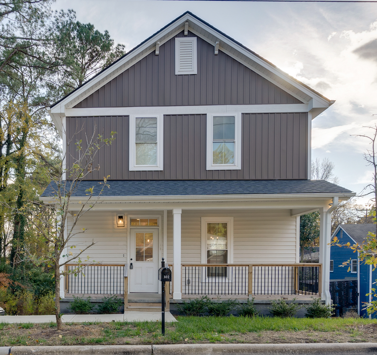 102 Barnhill St in Durham, NC - Foto de edificio