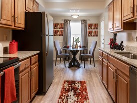 Cromwell Valley Apartments in Baltimore, MD - Building Photo