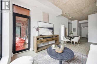 56 Bayswater Ave in Ottawa, ON - Building Photo - Building Photo