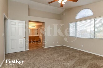3932 Gold Point St in Las Vegas, NV - Building Photo - Building Photo