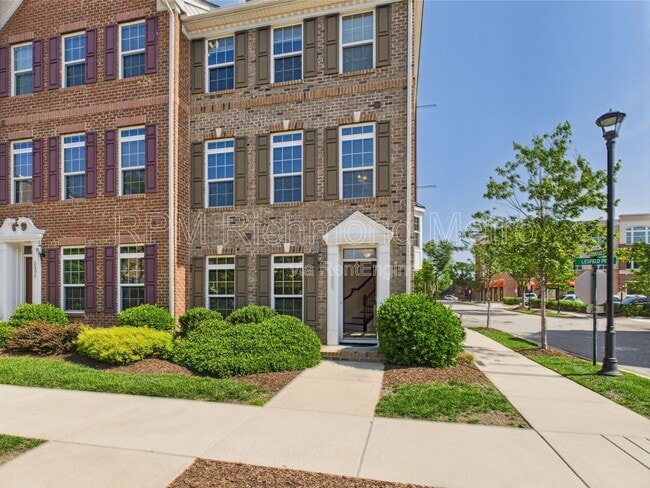 property at 2200 Liesfeld Parkway