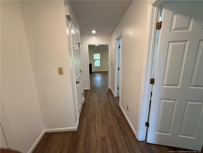 259 Waterdown Dr in Fayetteville, NC - Building Photo - Building Photo