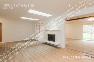 10012 126th Ave SE in Renton, WA - Building Photo - Building Photo