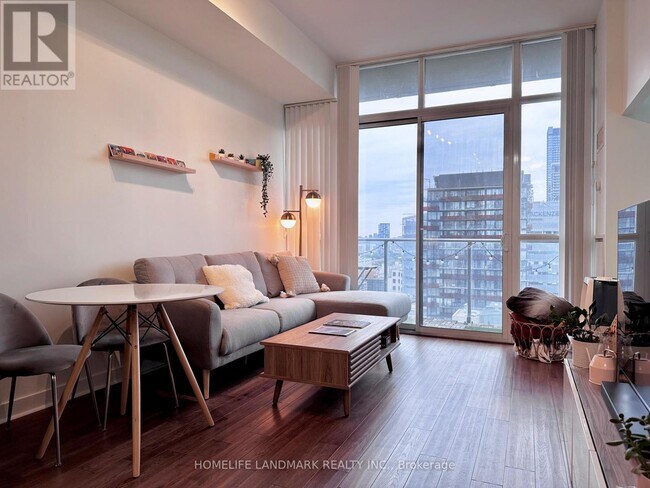 property at 126 Simcoe St