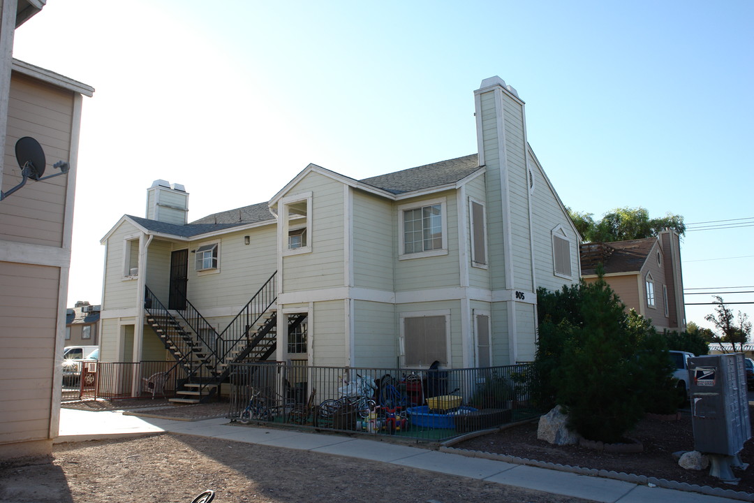 Village At Washington in Las Vegas, NV - Building Photo