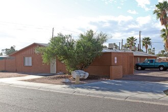 Desert View in Phoenix, AZ - Building Photo - Building Photo