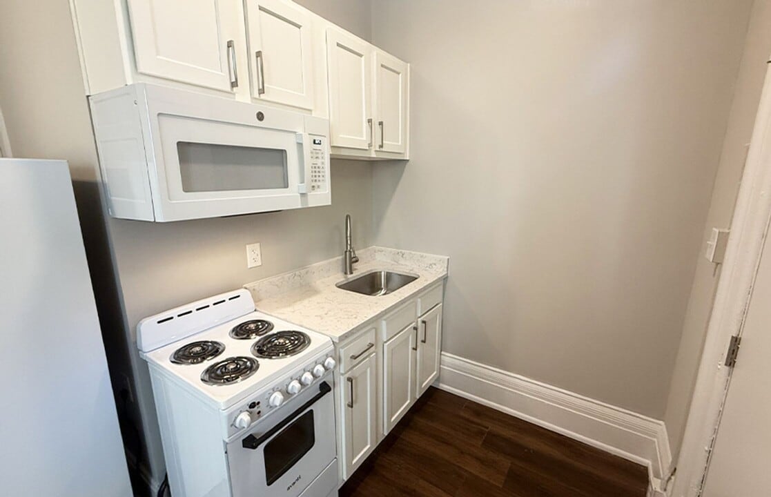 2724 Jefferson Ave in Cincinnati, OH - Building Photo