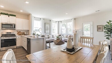54 Peregrine Way in Burlington, NJ - Building Photo - Building Photo