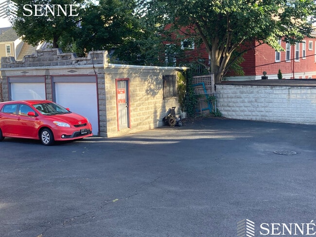 145 Highland Ave, Unit 1