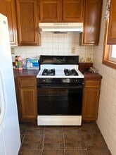 31 Cross St in Fall River, MA - Building Photo - Building Photo