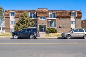 2435-2459 W 11th St in Greeley, CO - Building Photo - Building Photo